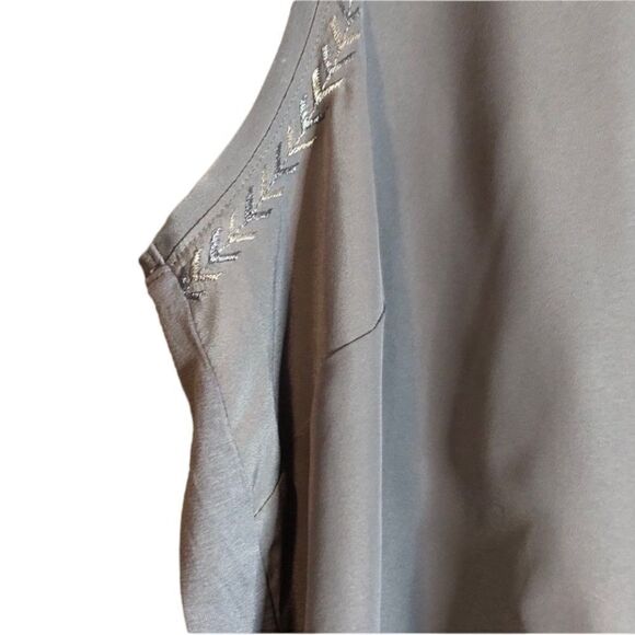 3 for $30! Banana republic grey embellished tank - Picture 6 of 7